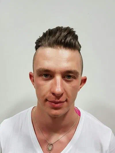 Portret kajakarza górskiego Kacpra Sztuby.