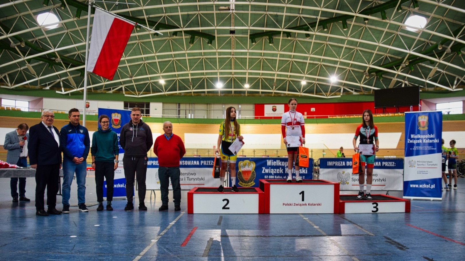 Zawody Mistrzowskie dla Szkół Podstawowych na torze kolarskim w Pruszkowie